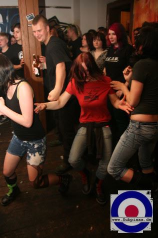 Ni Jusan (D) Projekt Schuldenberg, Plauen 9. Mai 2008 (11).jpg